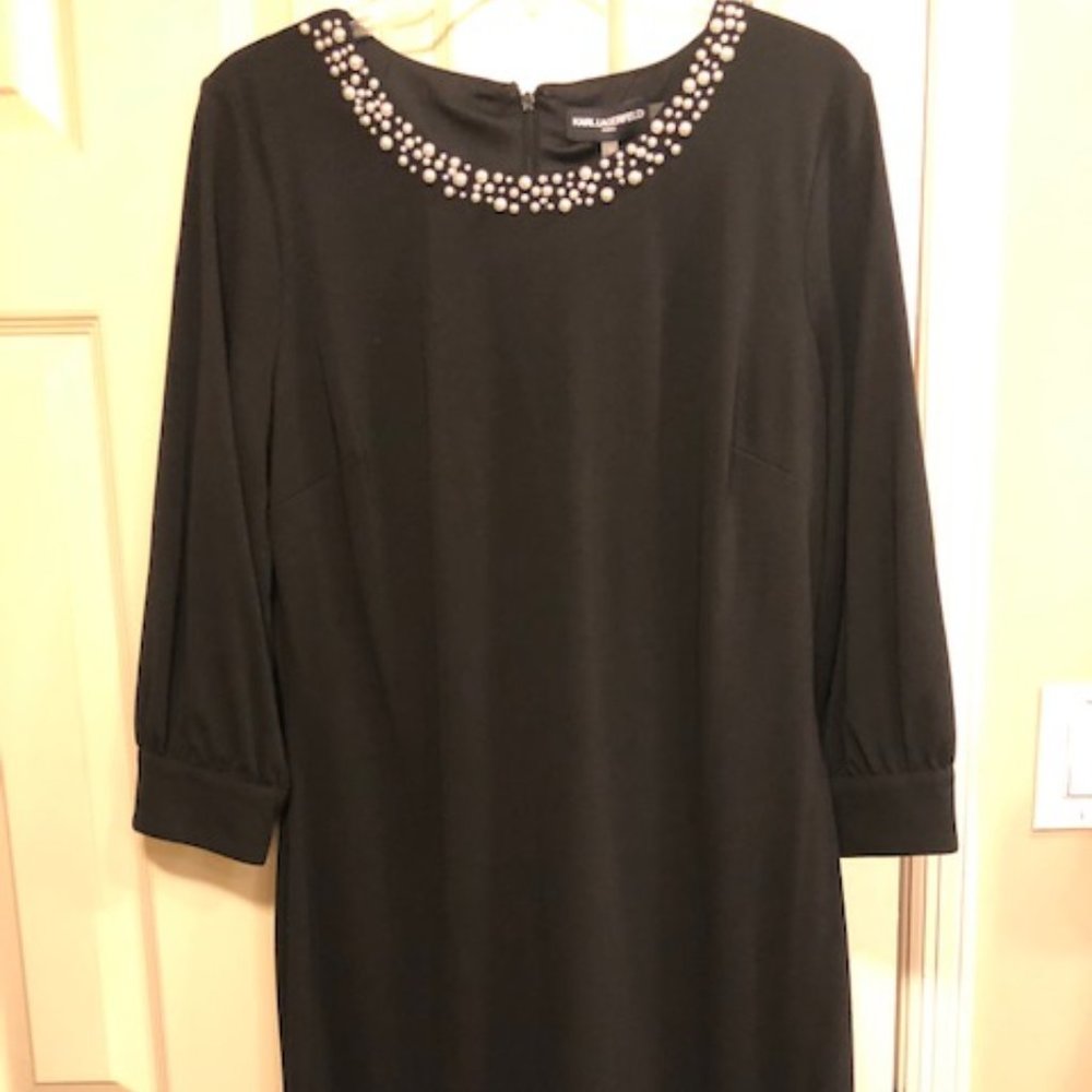 Karl Lagerfeld Black lined shift dress with pearl collar, NWT, Size 12